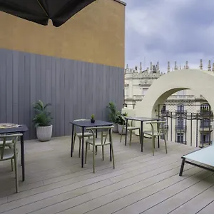 Ola Living Diagonal Ii شقة
