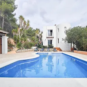 Mercedes Cala Llonga (Ibiza)