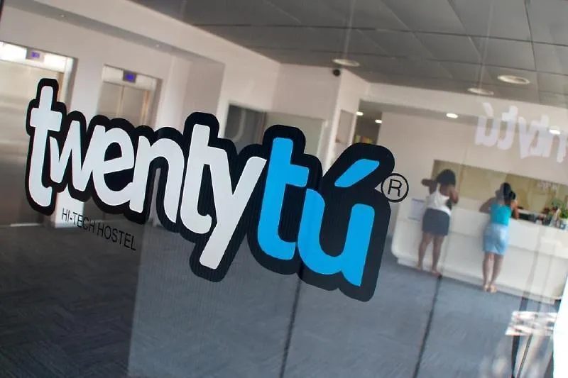 Twentytu Hostel Barcelona Spain