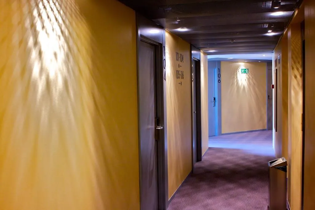 Twentytu Hostel Barcelona